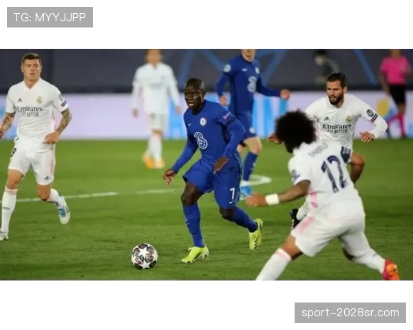 后腰拦截逻辑演变：卡塞米罗与坎特如何从覆盖防守转向单点绞杀