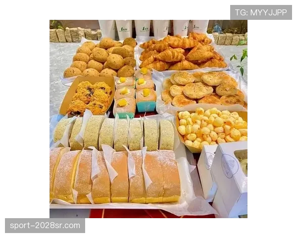 唐佳豪这日常到底咋过的？赛场外一顿爱喝的下午茶比我一周工资还贵！