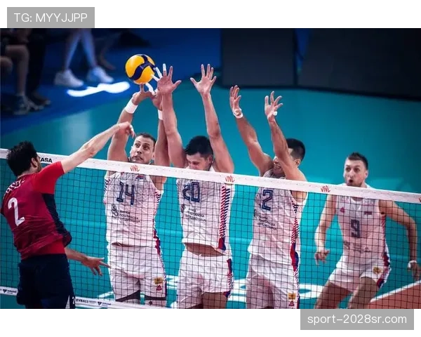 佩德里如何通过回撤接应主导强强对话中的中场攻防？