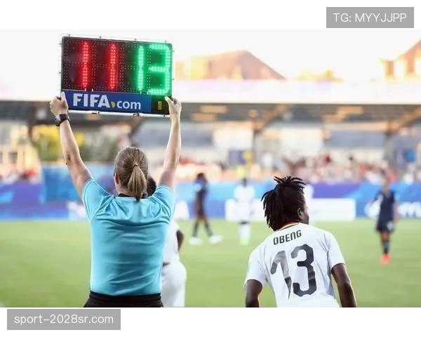 扩大身体面积触球算手球吗？足球规则如何界定犯规边界